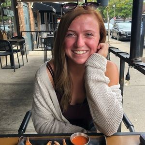 Meet your Posher, Kaelyn